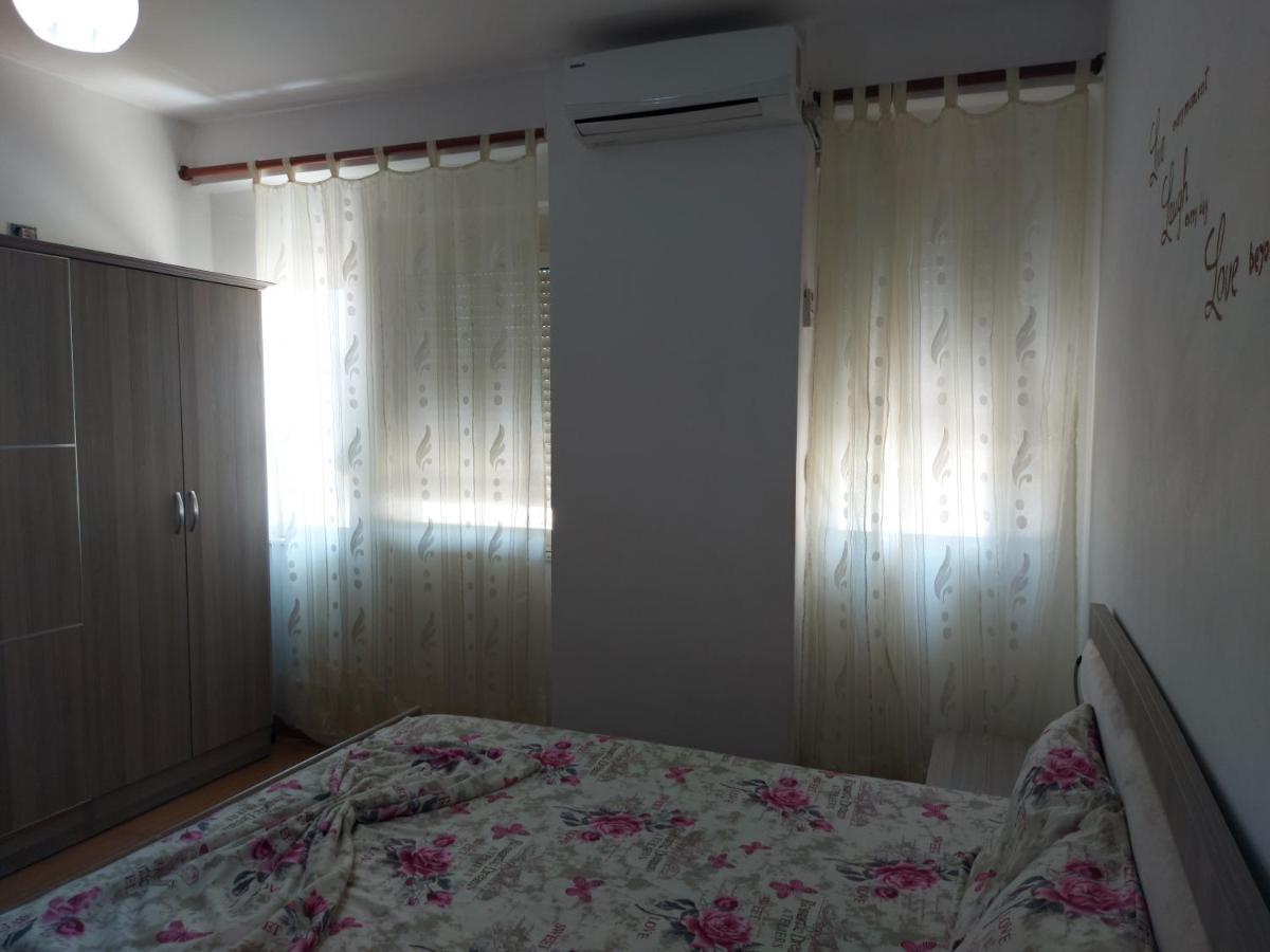 Nm - Apartment 2 Durres Luaran gambar